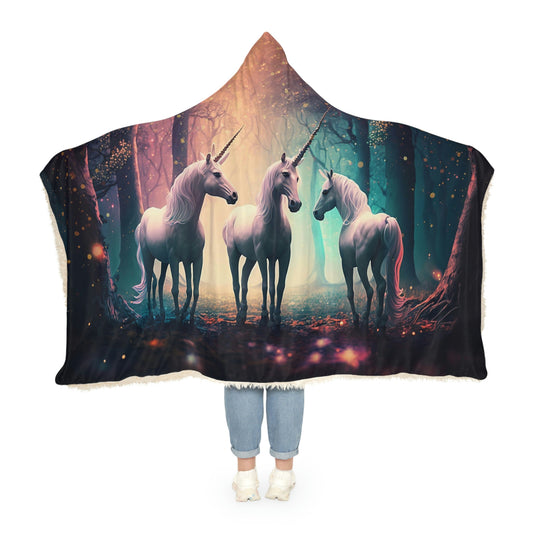 Unicorns in The Forest Snuggle Hooded Blanket | Cobija con Gorro y Diseño de Unicornios en el Bosque